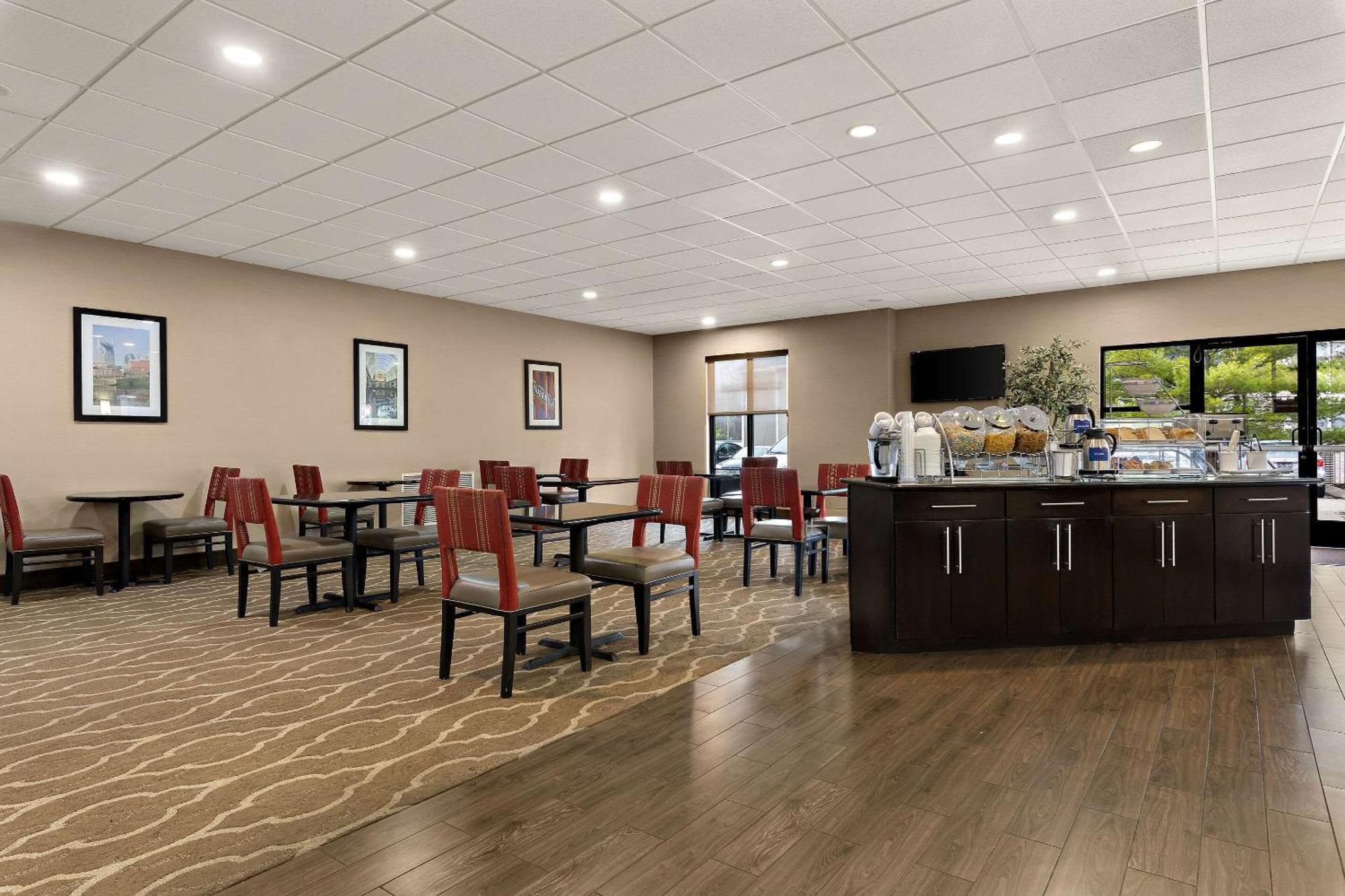 Comfort Suites Νάσβιλ Εξωτερικό φωτογραφία